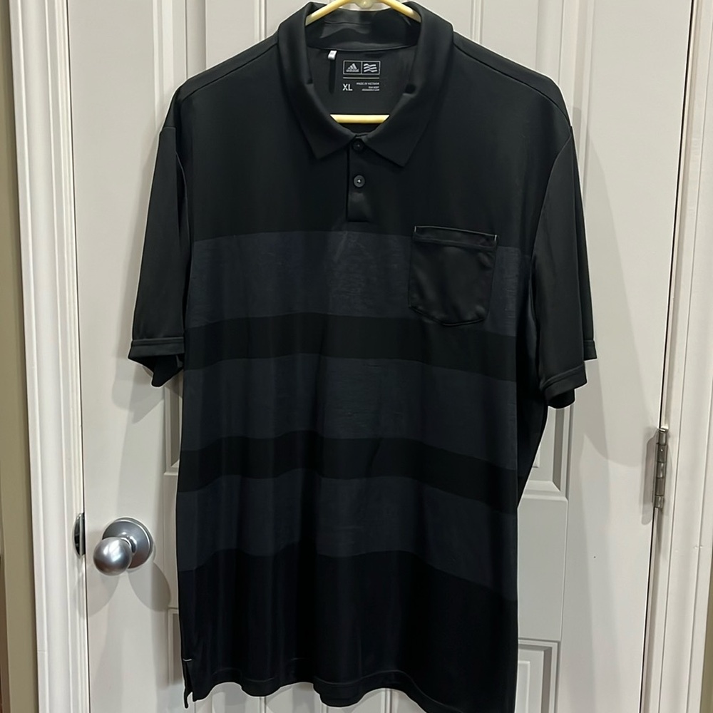 Adidas Polo Shirt Men’s XL Charcoal and Black Striped in Front